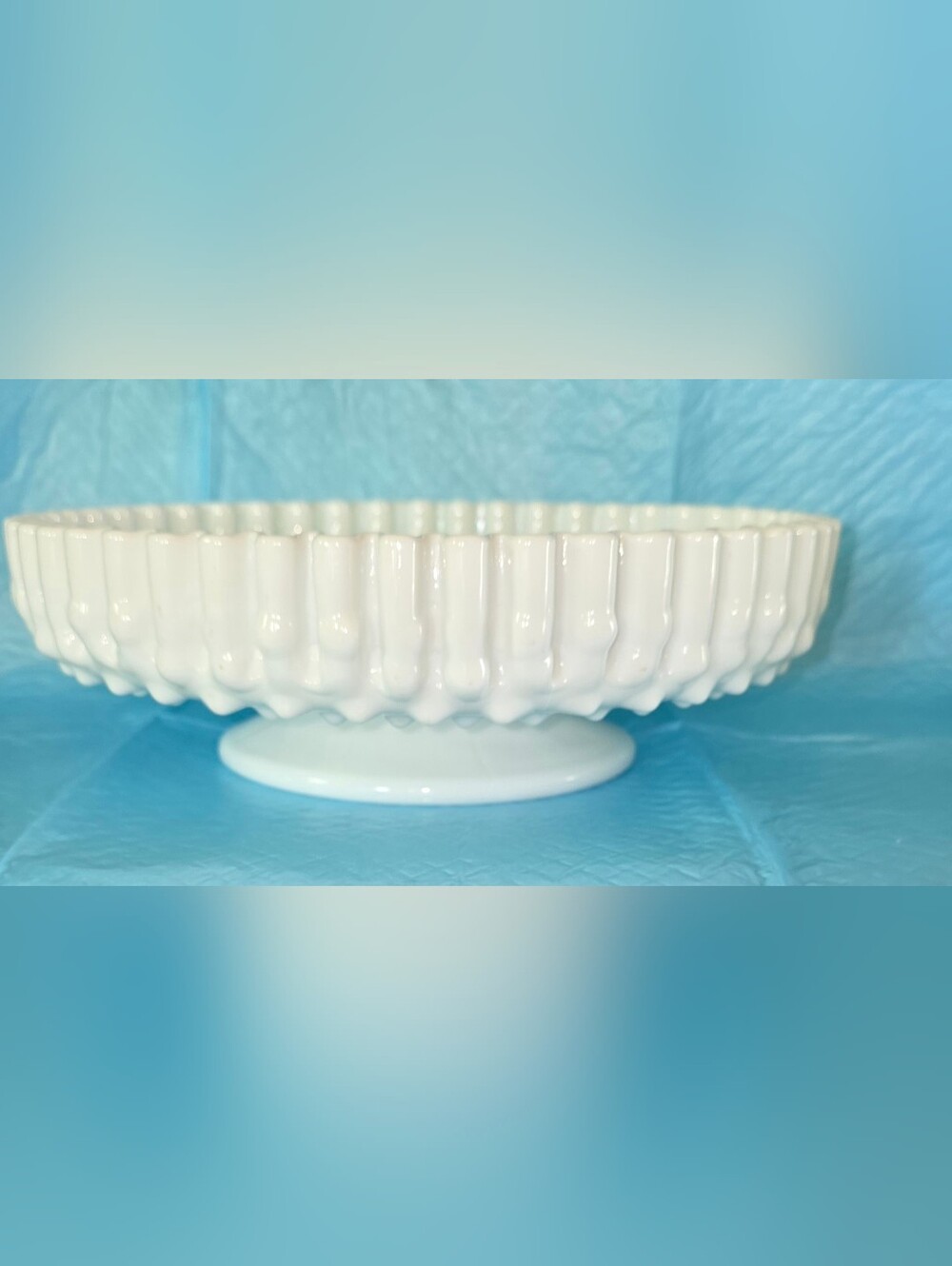Fenton 1950's Large Hobnail Ruffled Edge  10" Bowl Perfect Condition